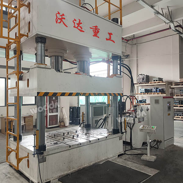 500噸不銹鋼水槽拉伸液壓機(jī) 500噸不銹鋼水槽拉伸液壓機(jī)
