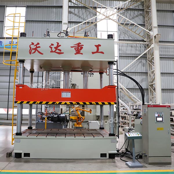 汽車內(nèi)飾件成型液壓機（四柱式）