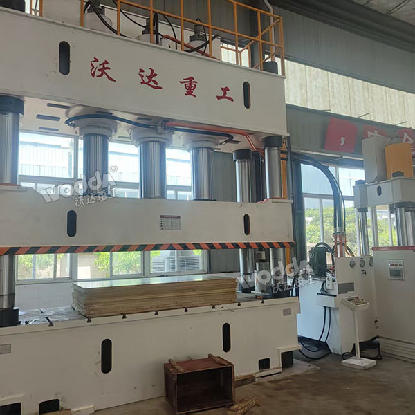 800噸四柱壓力機(jī)