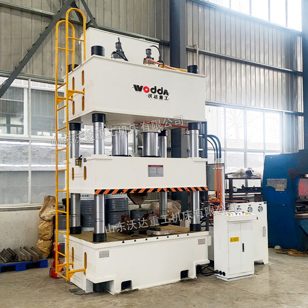 400噸四柱液壓機(jī) 400噸四柱液壓機(jī)