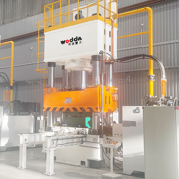 1000噸復合材料成型液壓機 1000噸復合材料成型液壓機
