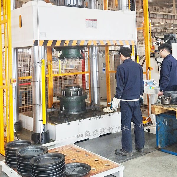 1000噸閥門門蓋拉伸液壓機(jī)