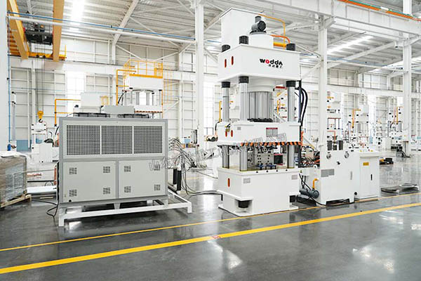 500噸復合材料成型液壓機（500噸四柱液壓機）