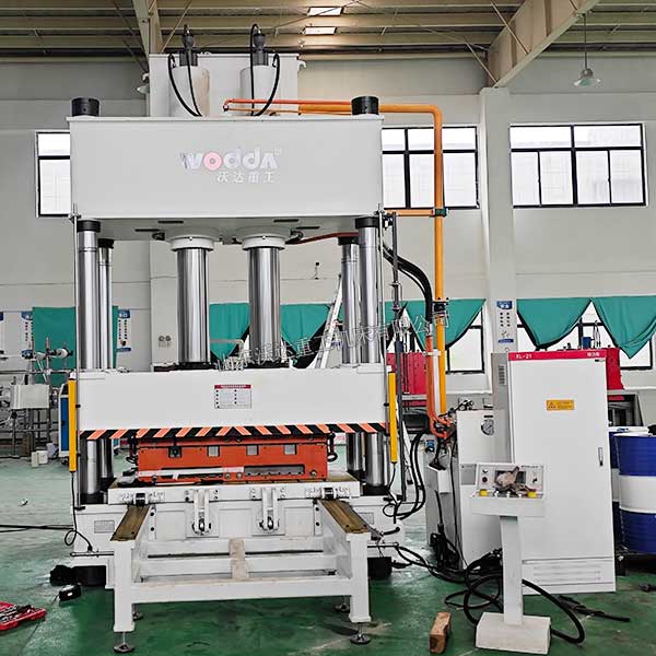 315噸風(fēng)扇葉片模壓成型液壓機(jī)
