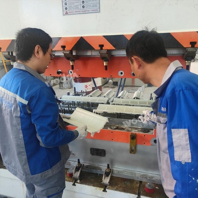 玻璃鋼樹脂仿古瓦成型機(jī)