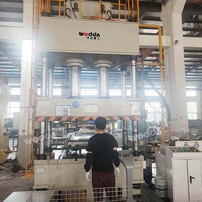400噸洗衣機(jī)配件成型液壓機(jī)